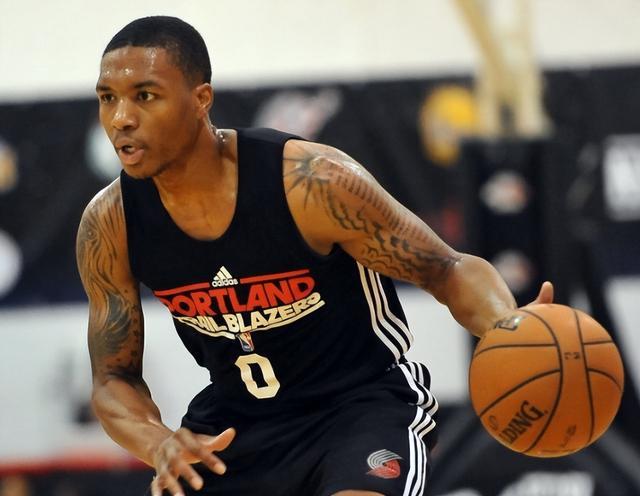 次对阵中 次对阵中