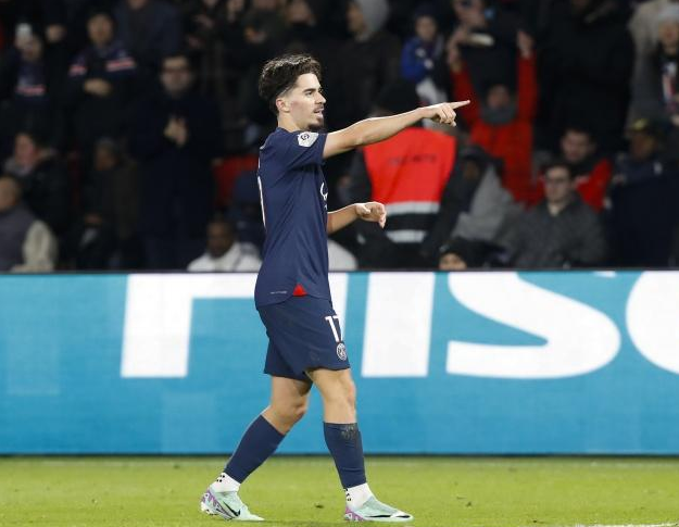 它们同步发 它们同步发